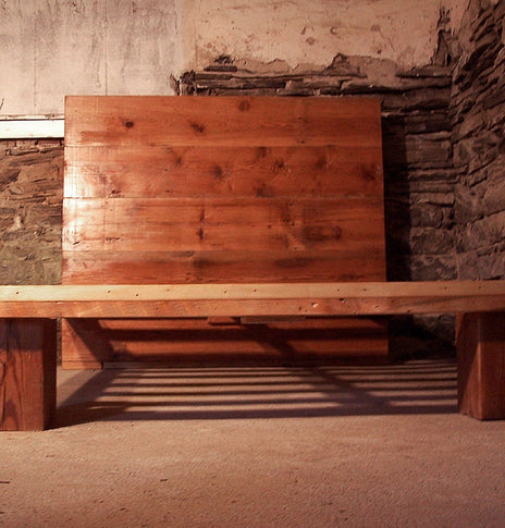 Platform bed made of reclaimed wood - The Studio- King platform bed of solid wood - Modern wood bed with headboard