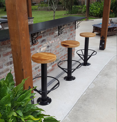Outdoor counter stools for outdoor bars - Bolt down patio bar chairs - Outdoor bar stools counter height