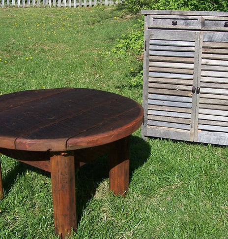 Outdoor Coffee Table, Rustic Coffee Table, Small Table, Circle Table, Barn Wood Table, Wood Coffee Table, Patio Table, Yard Coffee Table