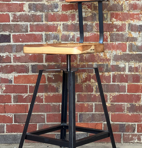 Adjustable Seat Height Swiveling Bar Stool, Scooped Seat Swivel Bar Stool With Back, Industrial Tractor Seat Bar Stool, Counter Height Stool